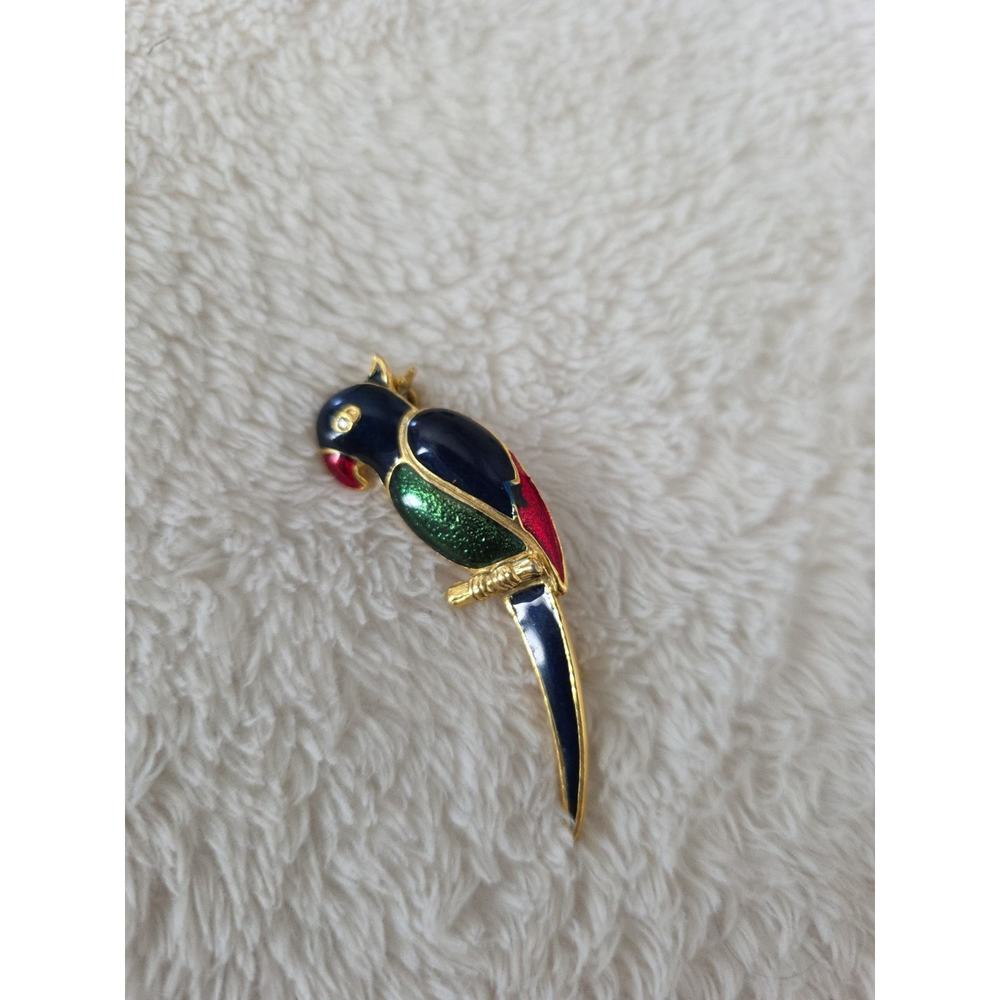 TROPICAL PARROT VTG PIN BROOCH ENAMEL INLAY GOLDTONE BirdOfParadise NavyRedGreen